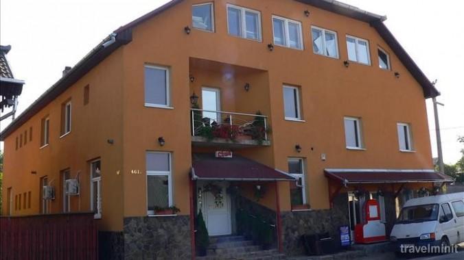 Engi Panzio Bed & Breakfast Ocna de Sus Luaran gambar